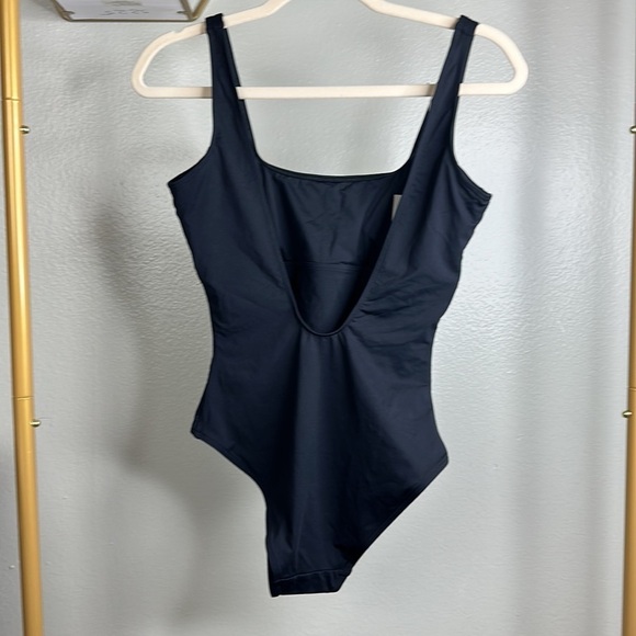 Everlane The Square-Neck One-Piece NWT In Black - Picture 3 of 5